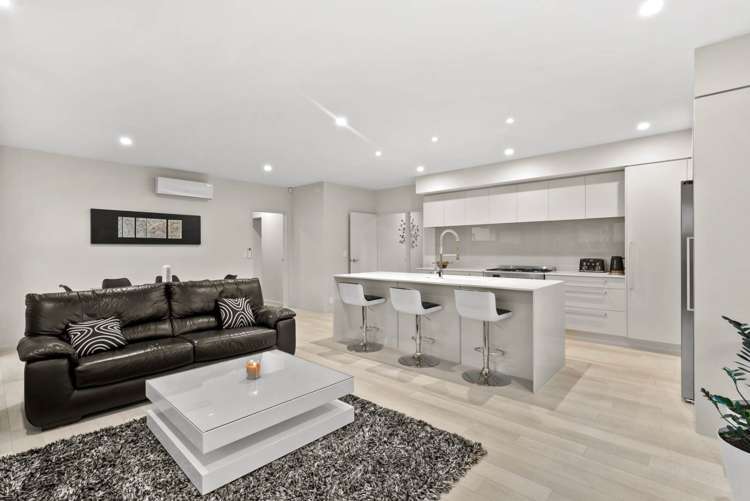 29 Andalusian Way Karaka_5