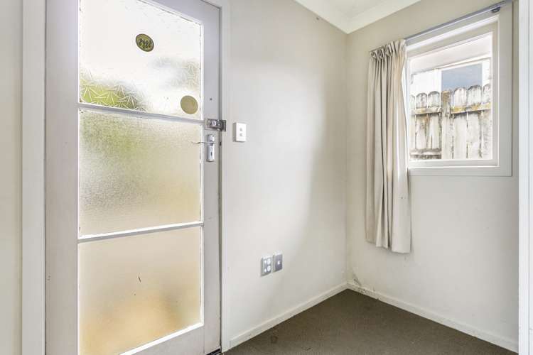 1/93 Barrack Road Mount Wellington_6