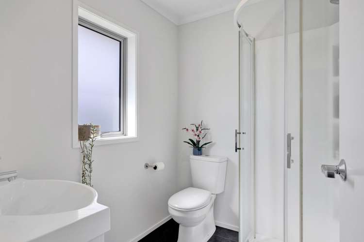 31 Jules Crescent Bell Block_12