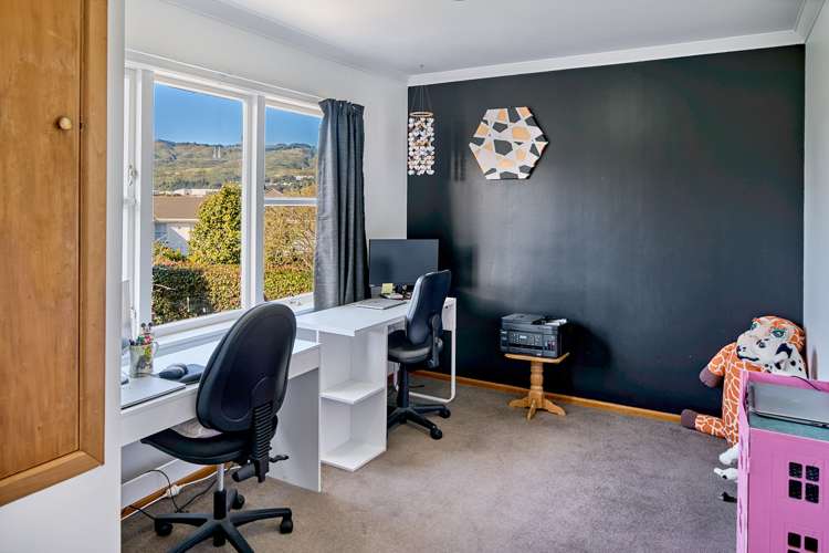 20 Saint Johns Terrace Tawa_13