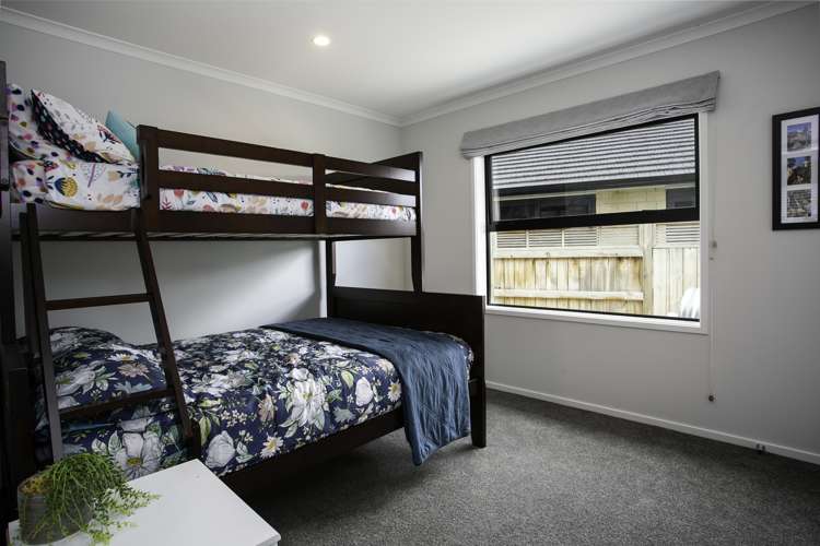 21 Hyatt Close Leamington_11