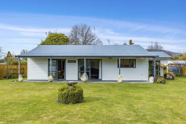 8 Rea Grove Turangi_3