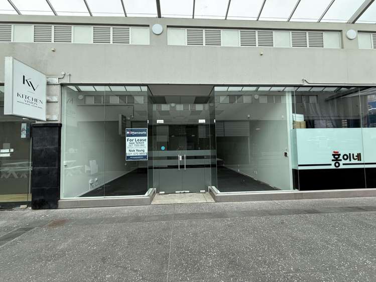 Shop 4/62 - 78 Hurstmere Road_0