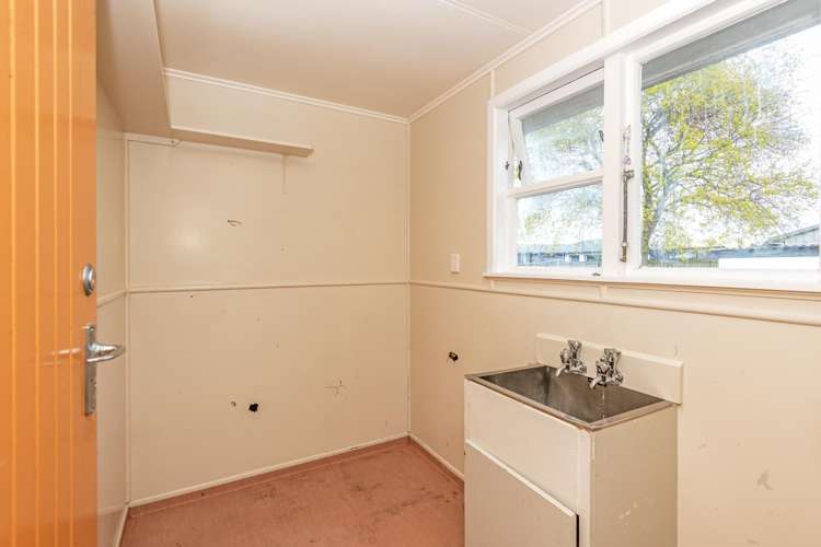 22 McCorkindale Street Feilding_10