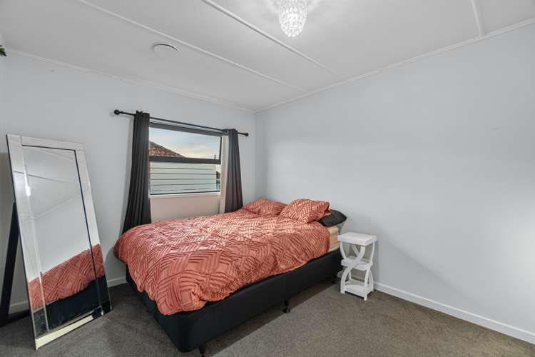 34 Karaka Street Helensville_10