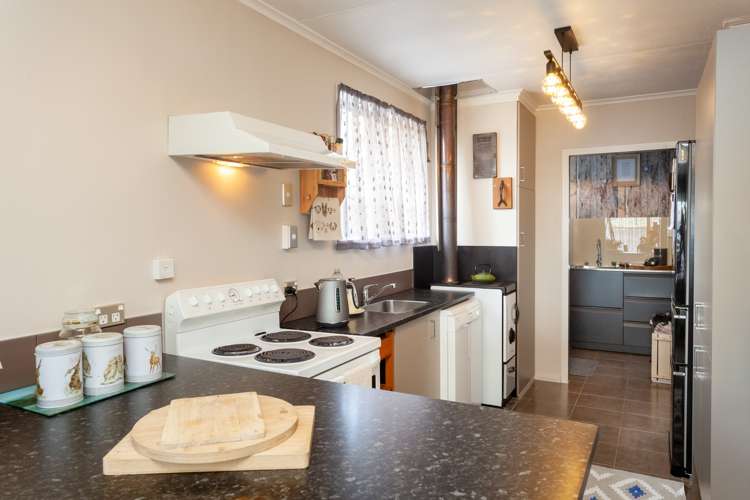 162 Broadway Matamata_5