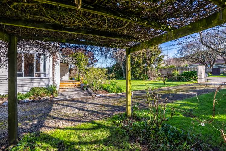 11 Kenward Crescent Featherston_13