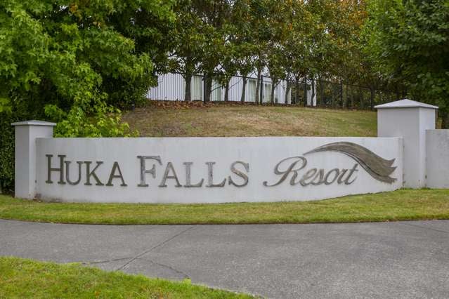 27 Noumea Drive Rangatira Park_1