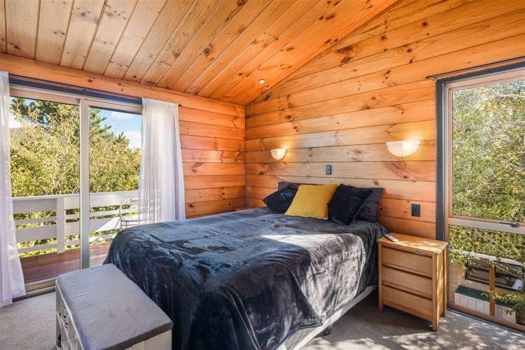 2 Ramsey Place Karori_7