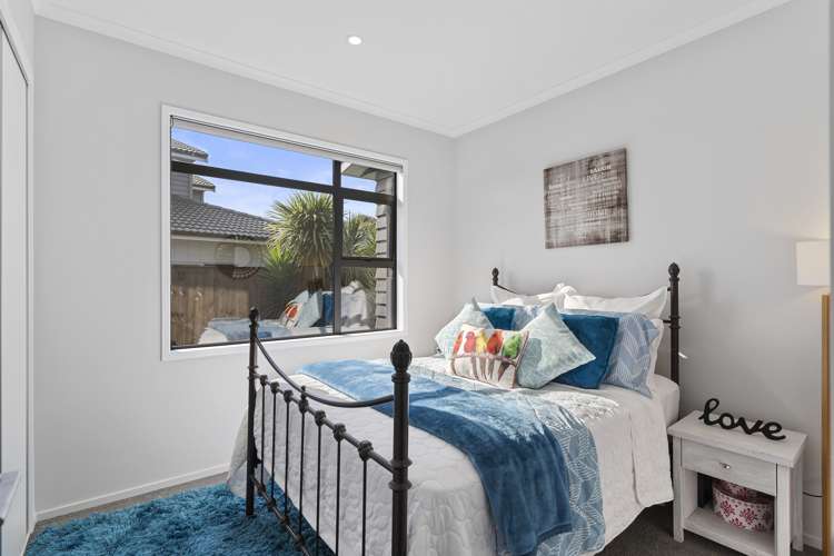 52 Colonial Drive Silverdale_11