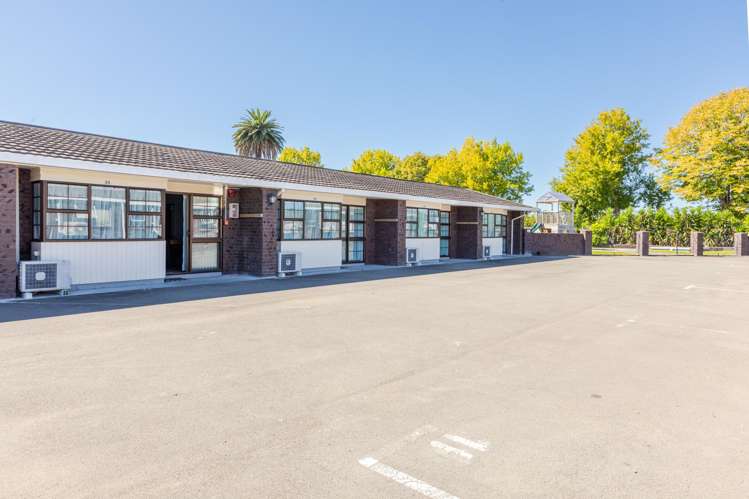 1400 Karamu Road North Mayfair_19