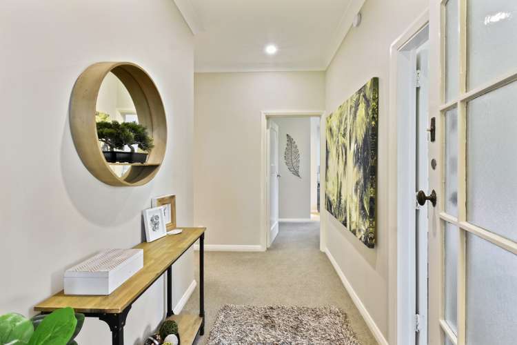 6 Queensway Three Kings_1