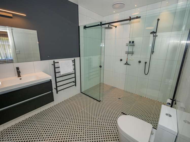 1 Richmond Rd Mangonui_20