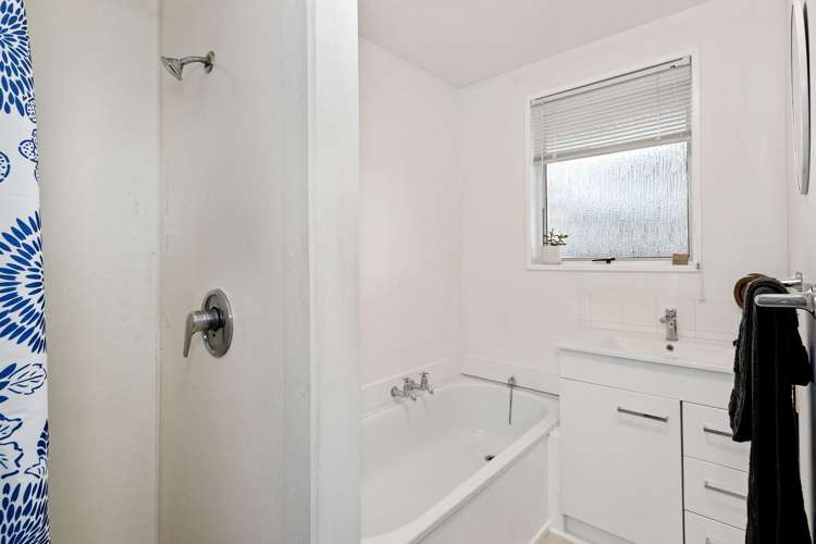 44a Kathleen Crescent Hornby_8