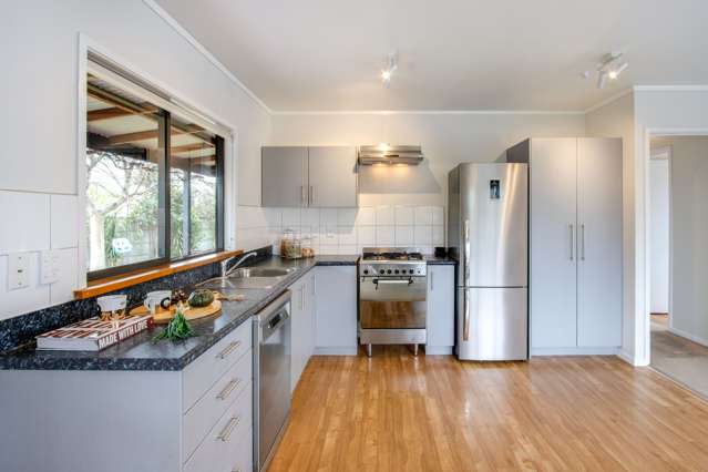 908a Victoria Street Parkvale_3