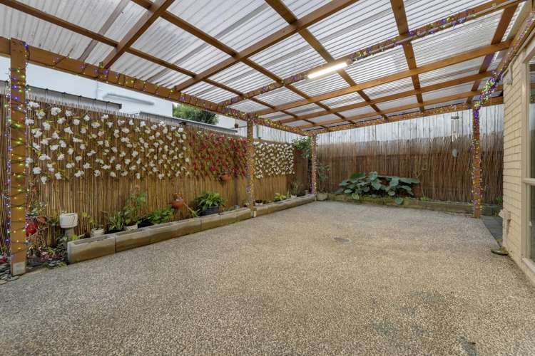 10 Fernloche Place Flat Bush_21