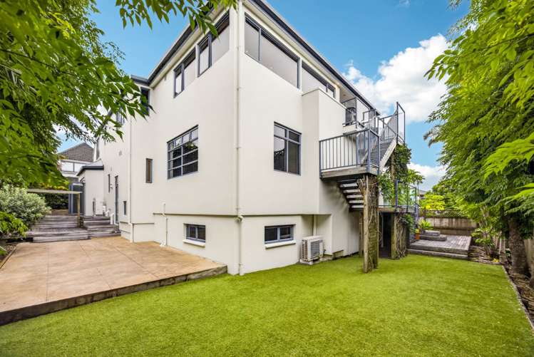 9a Scarboro Terrace Murrays Bay_20