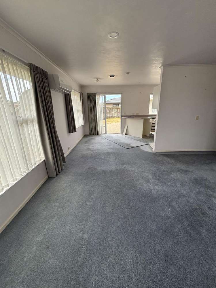 6 Stead Crescent 10816_3