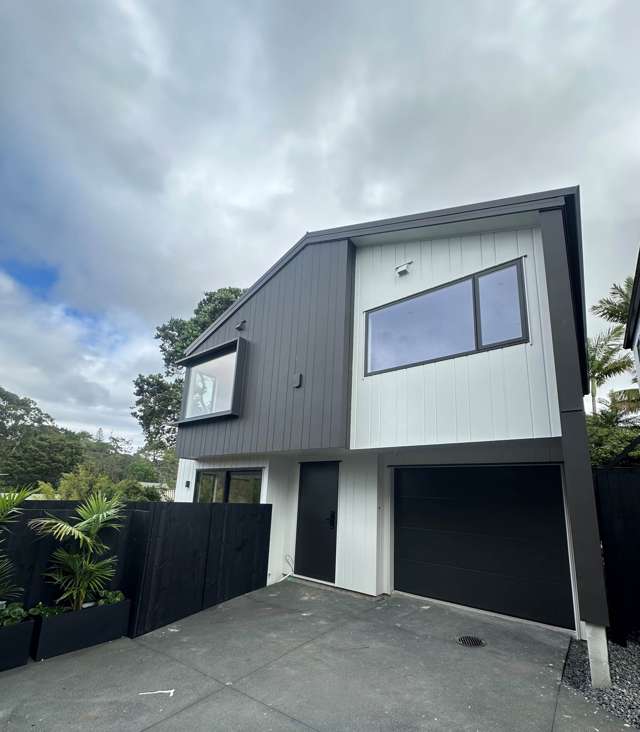 COASTAL & CONTEMPORARY CAMPBELLS BAY