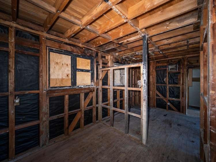 4 and 6 Opie Place Highbury_4