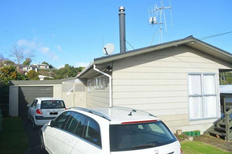 54 Sherwood Street Bellevue_22