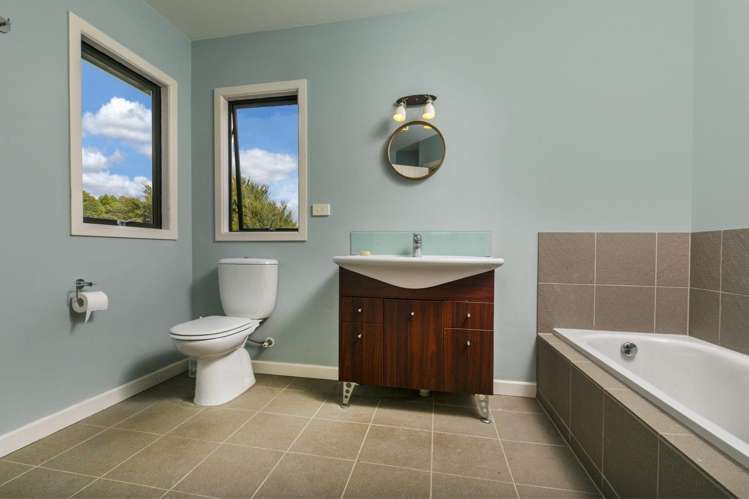 187 Bayer Road Puhoi_16