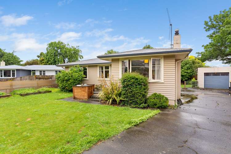 26 Snowdon Avenue Terrace End_14