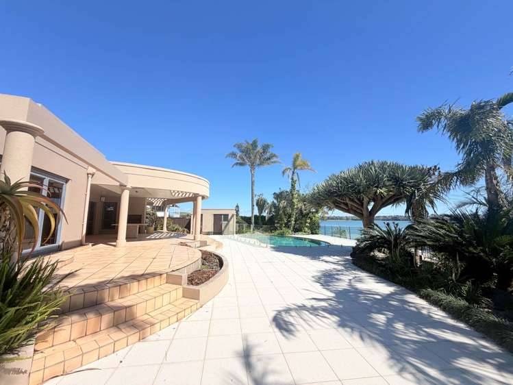 104 Bramley Drive Farm Cove_8