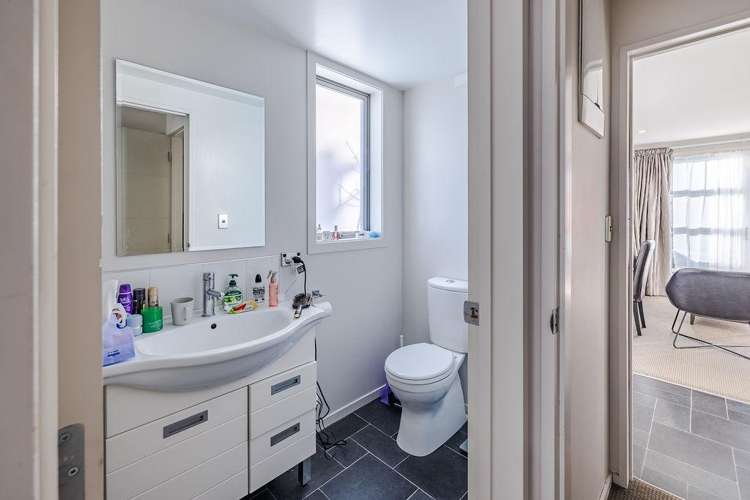 A/15 Ethel Benjamin Place North Dunedin_8