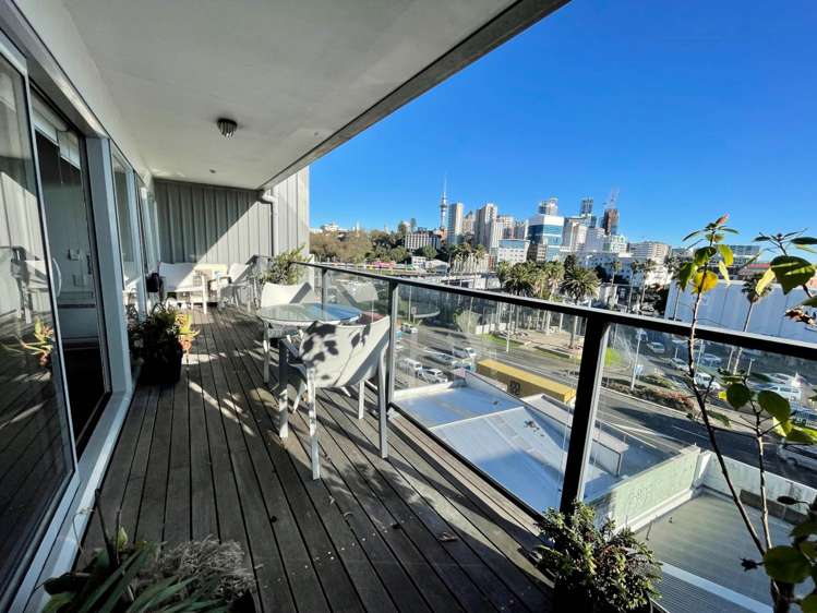 2d/10 Augustus Terrace Parnell_5