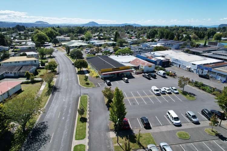 2 The Town Centre Turangi_2