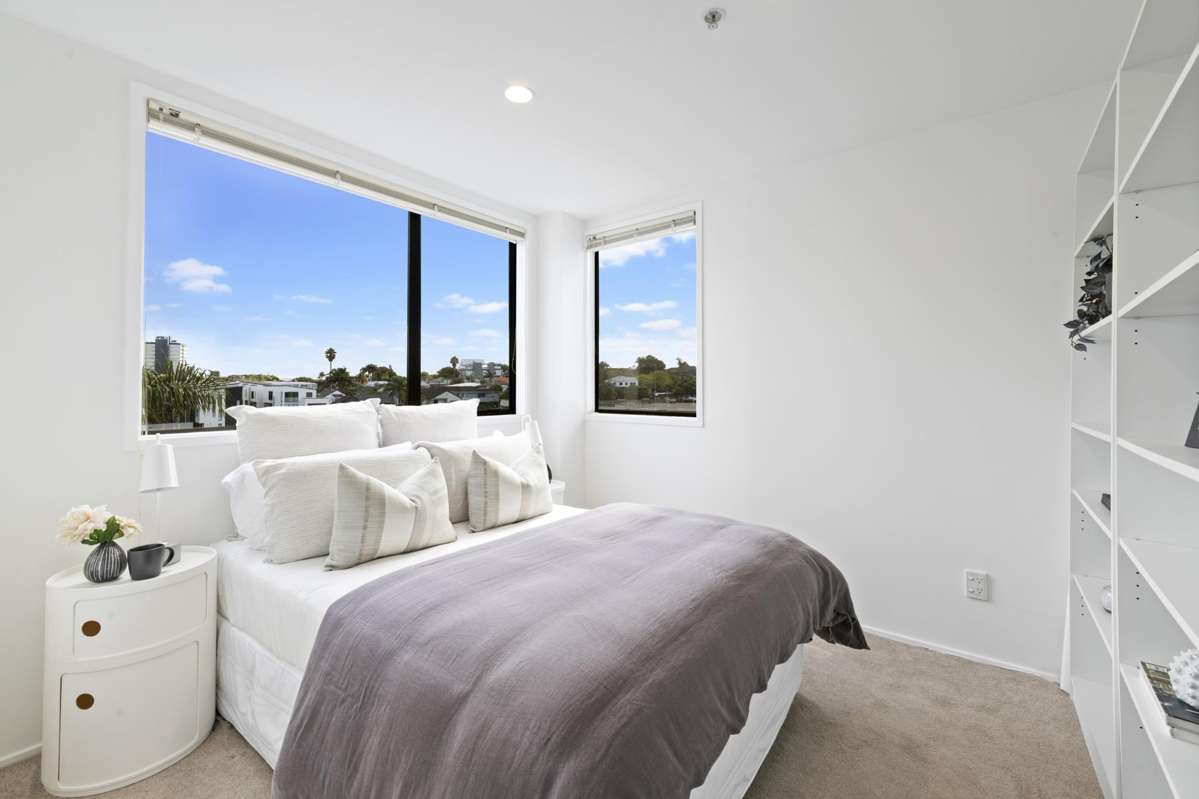 5H/175 Hurstmere Road_4