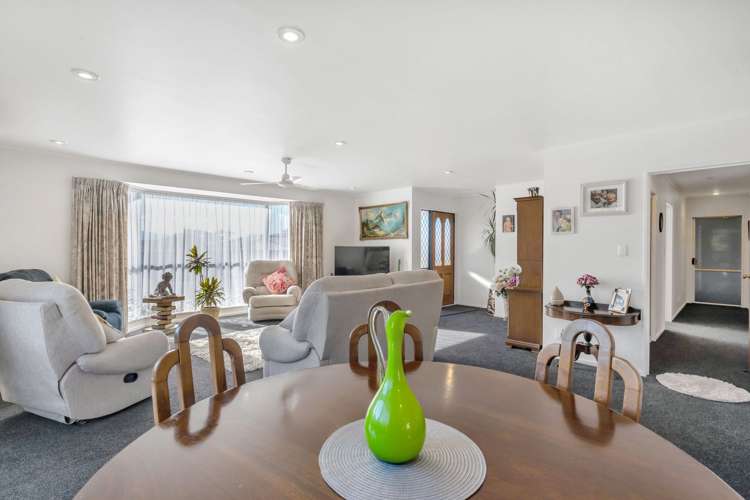 5A Douslin Place Witherlea_11