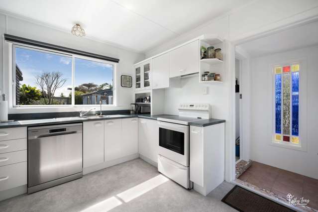 13 Bayly St Baylys Beach_4