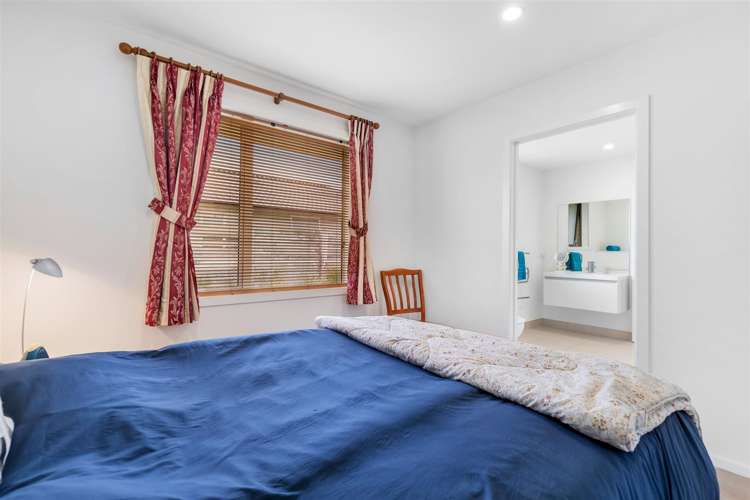 3 Hebbard Court Albert Town_18