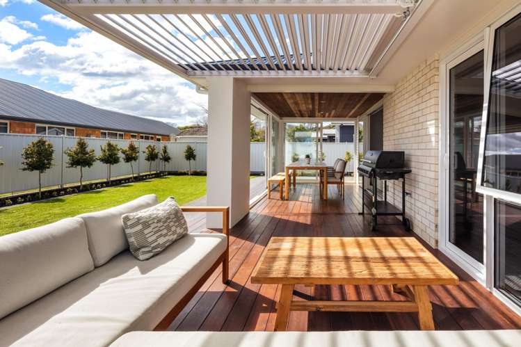 3 Sterling Park Lytton West_19