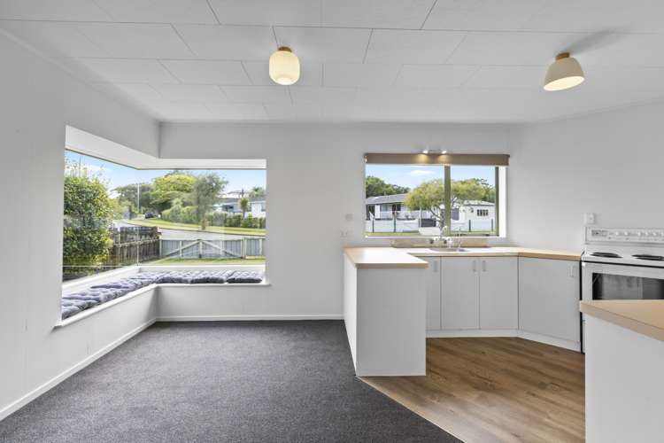 16 Hickford Place Okato_14