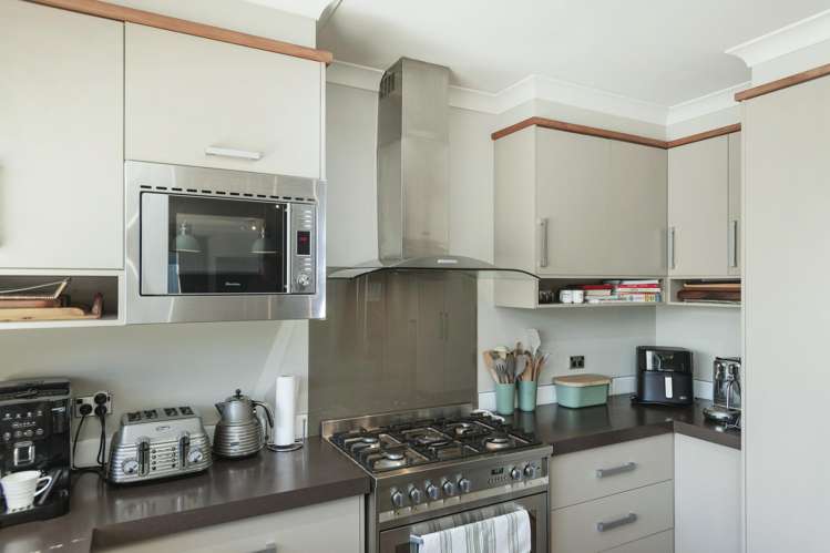 20 Margaret Place Lytton West_32