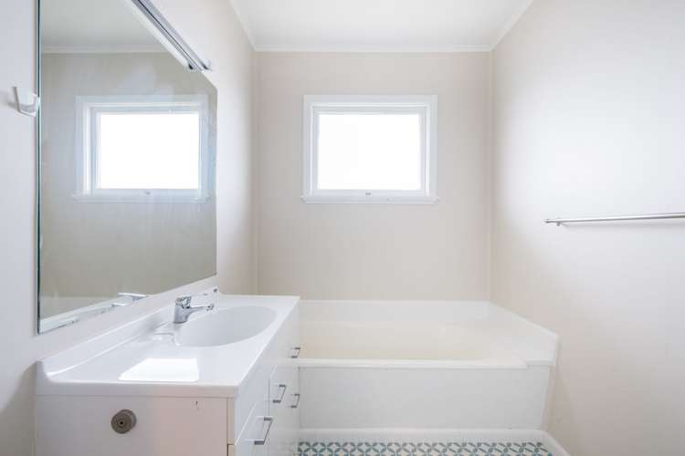 24 Thompson Street Leamington_16