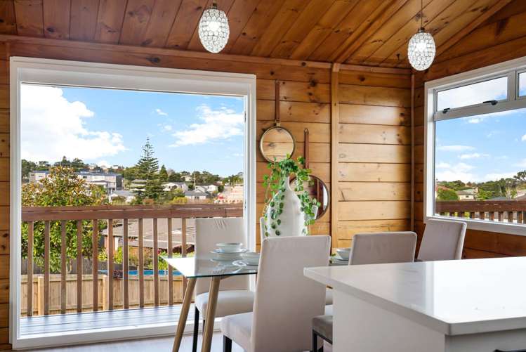 58 Grenada Avenue Forrest Hill_13