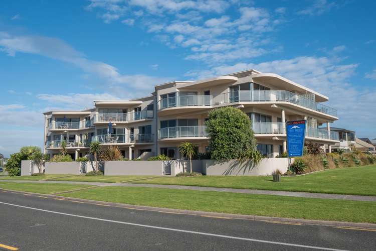 208/178 Marine Parade Mount Maunganui_0