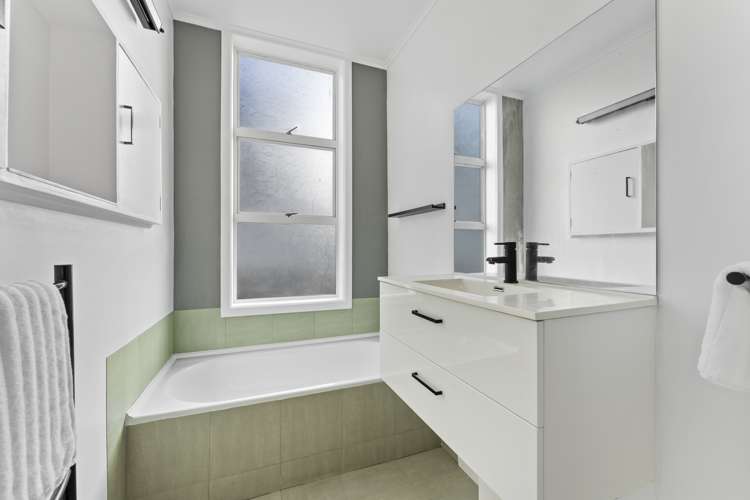 27 Waldegrave Street Palmerston North Central_10