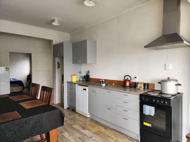 2 Mahuru Lane Okato_9