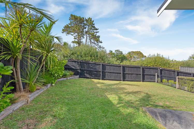 85b Rosario Crescent Red Beach_24