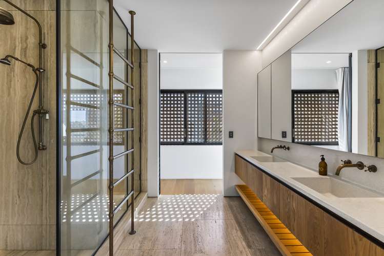 13 Burwood Crescent Remuera_11