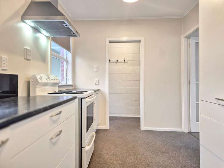 6/48 Merton Street Trentham_4