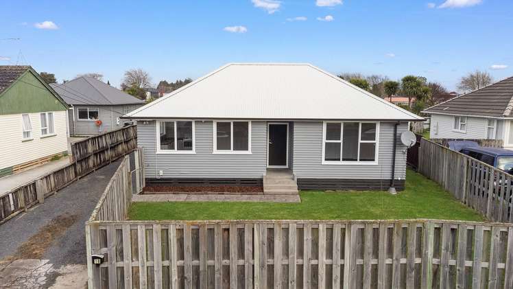 18 Byron Road Enderley_10