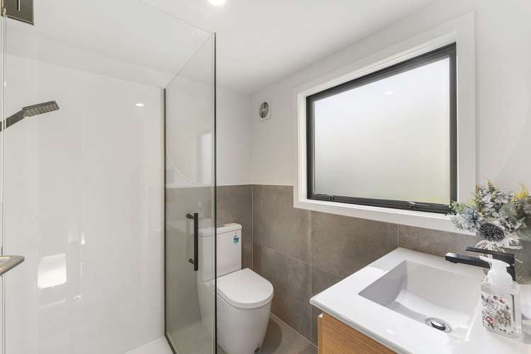 2/80 McCormacks Bay Road Mount Pleasant_22