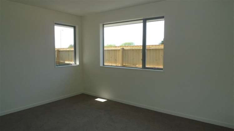 7 Edwin Ebbett Place Wigram_7