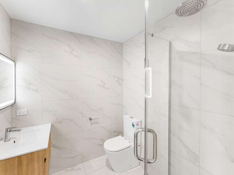 8/28 Smythe Road Henderson_16